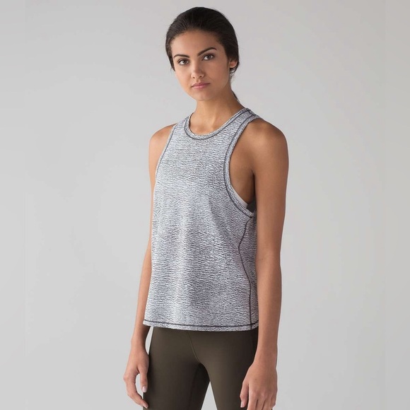 Lululemon Squad Goals Tank, size 8/10 - Picture 1 of 9